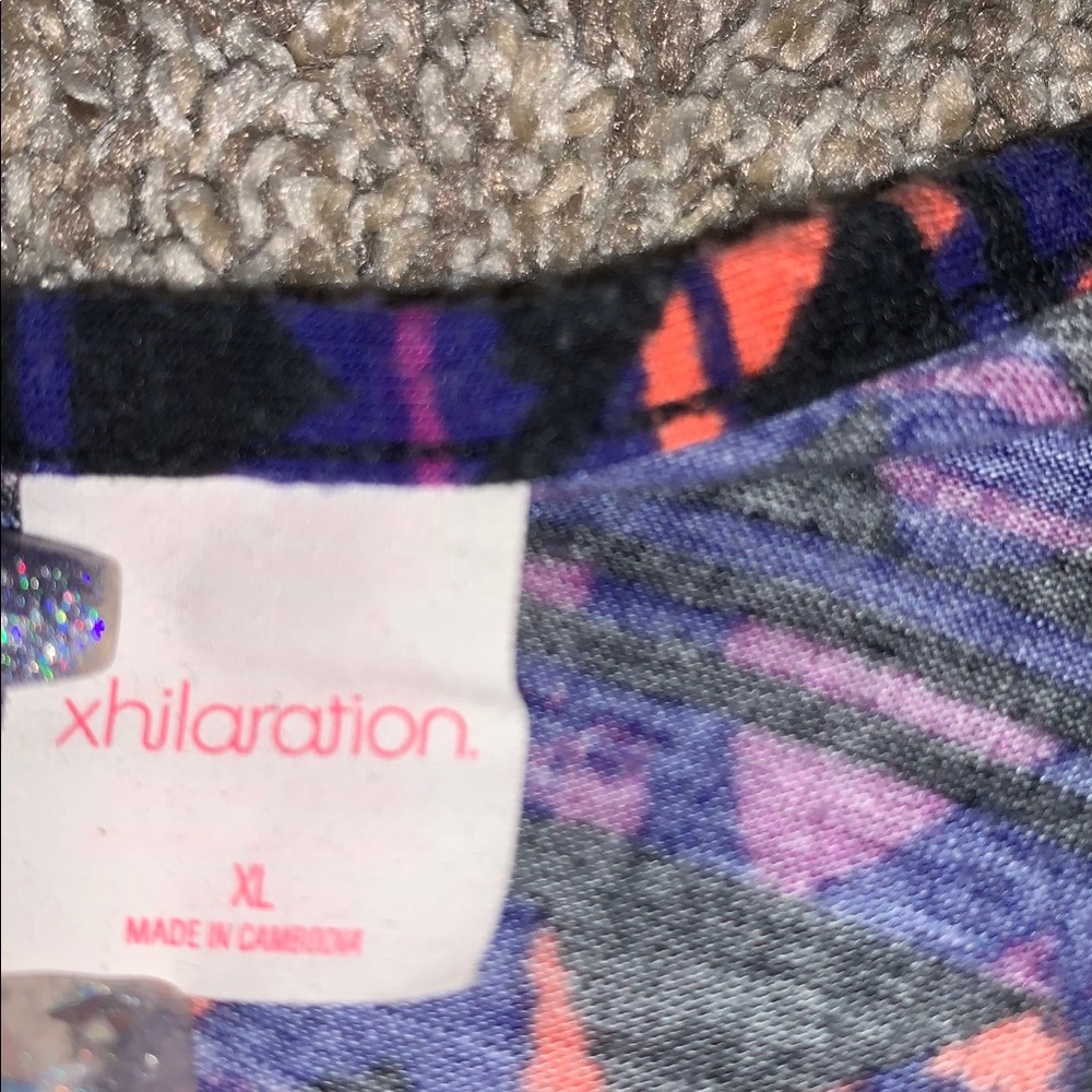 Purple pattern top - Picture 3 of 4